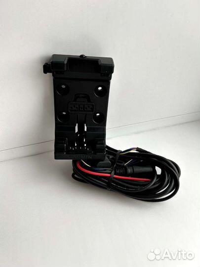 Крепление с питанием для Garmin Montana 700