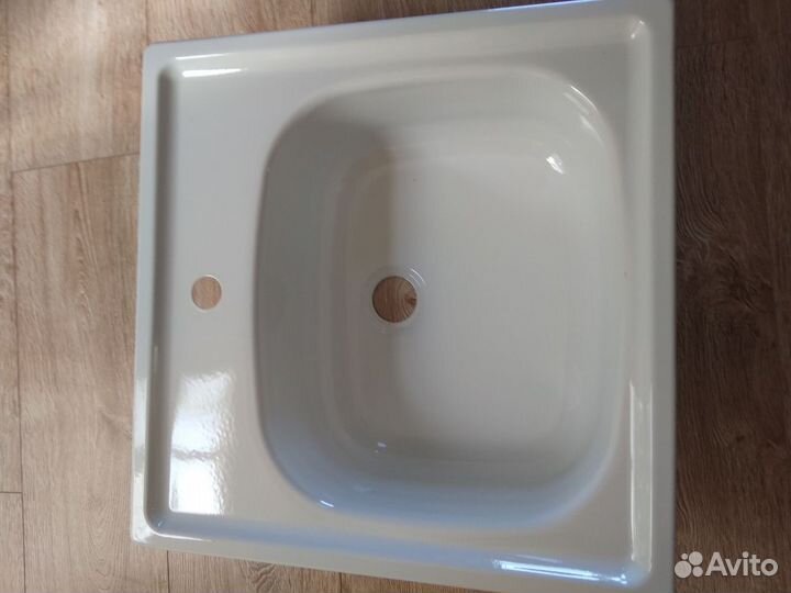Эмалированная мойка 500х500