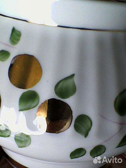 Молочники, чайник, сахарницы, чашка