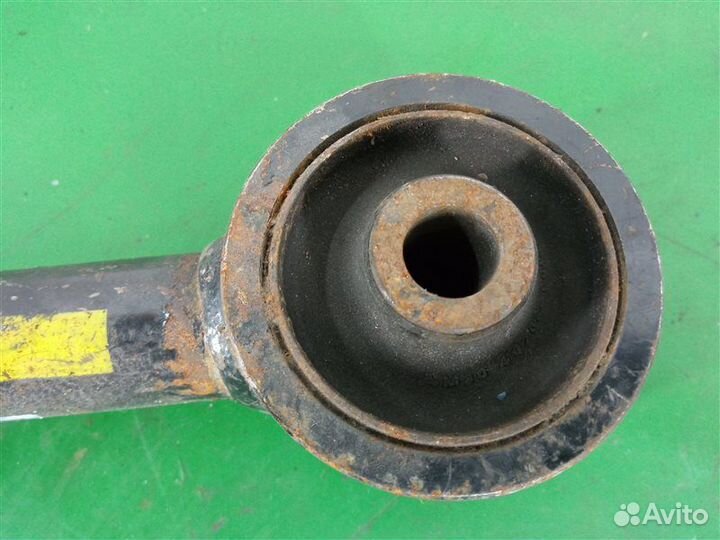 Рычаг подвески задний правый Lexus Lx570 URJ201