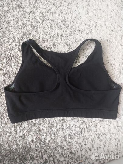 Спортивный топ