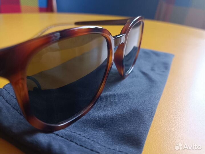 Солнцезащитные очки Polaroid (унисекс) + футляр