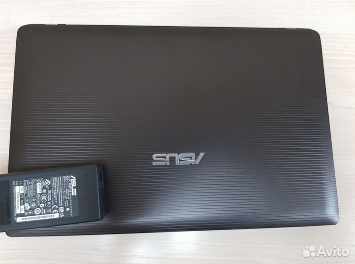 Ноутбук Asus на Core i7 с 8Gb ram + Видюха 2Гб