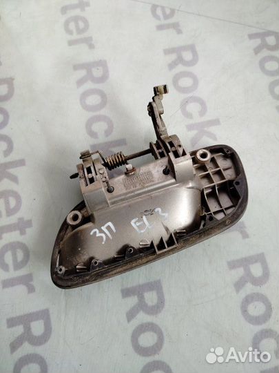 Ручка двери задняя правая Hyundai Elantra XD 2003