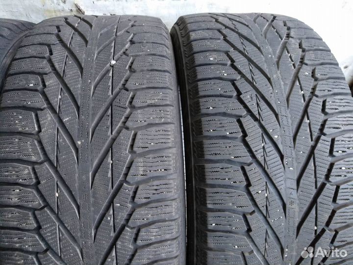 Nokian Tyres Hakkapeliitta R2 SUV 275/45 R20 110R