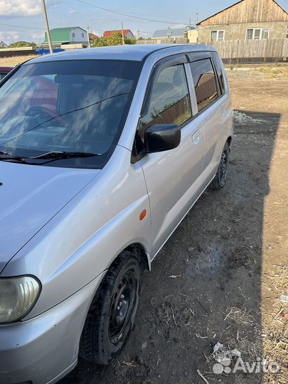 Mitsubishi Dingo, 2002