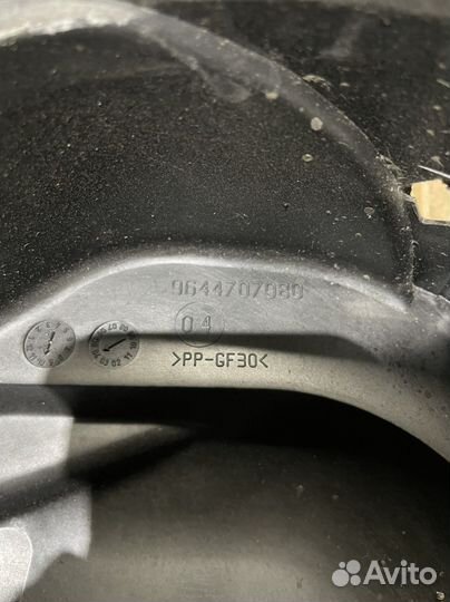 Пыльник опоры амортизатора 407 левый