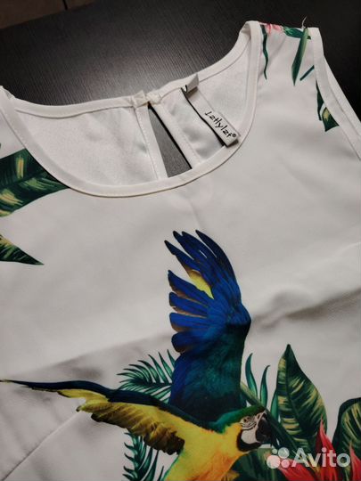 Костюм с шортами женский