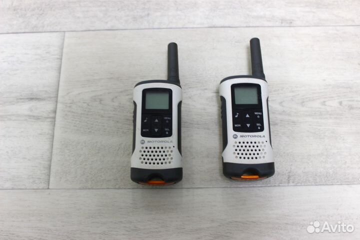 Рация motorola Tlkr t50 2 штуки