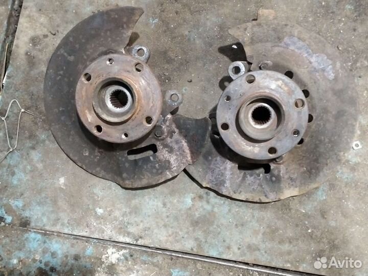 Кулак поворотный Лада Калина (ступица )