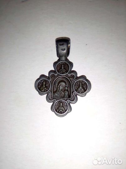 Серебряный кулончик и иконки крестики