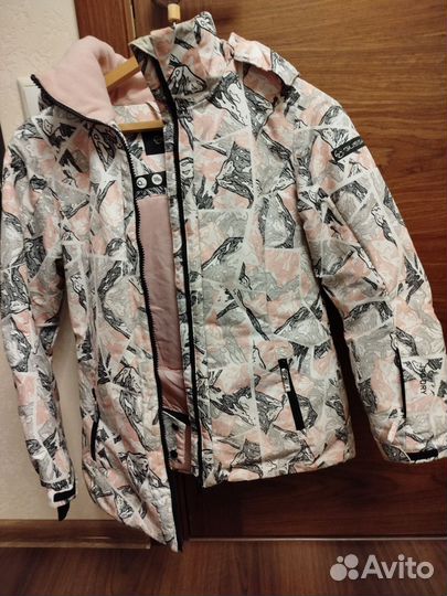 Горнолыжная куртка