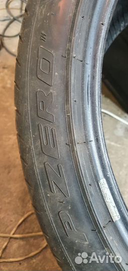 Pirelli Ice Zero SUV 295/35 R21