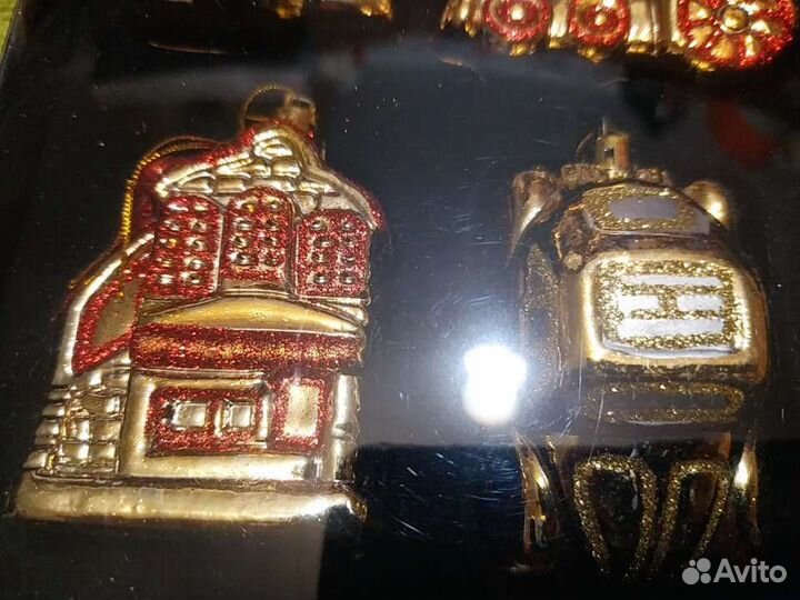 Елочные игрушки