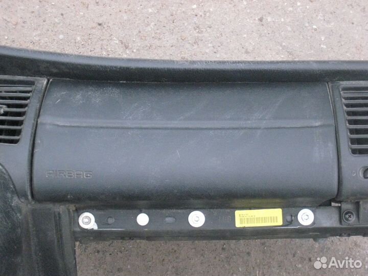 Передняя панель салона торпедо Opel Vectra B