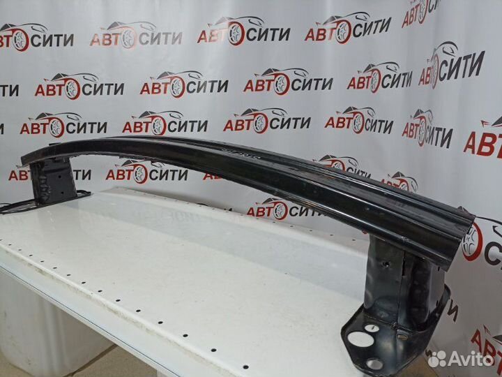 Усилитель бампера передний Hyundai Solaris