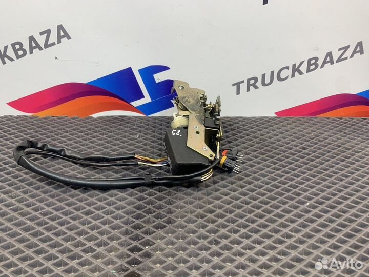 81626806122 Замок двери правый Man TGX