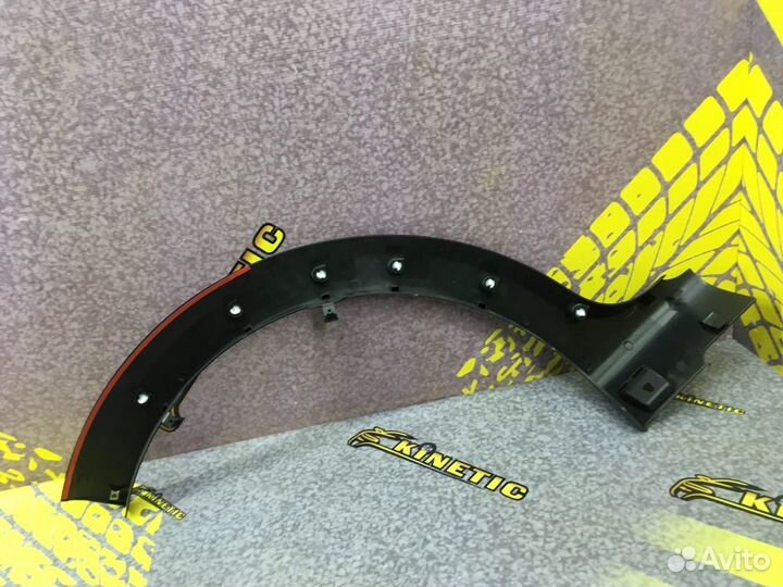 Накладка заднего крыла левого Sandero Stepway 2009