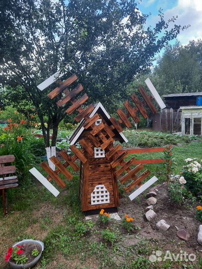 Мельница декоративная