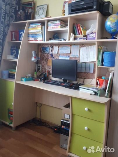 Школьный стол б/у