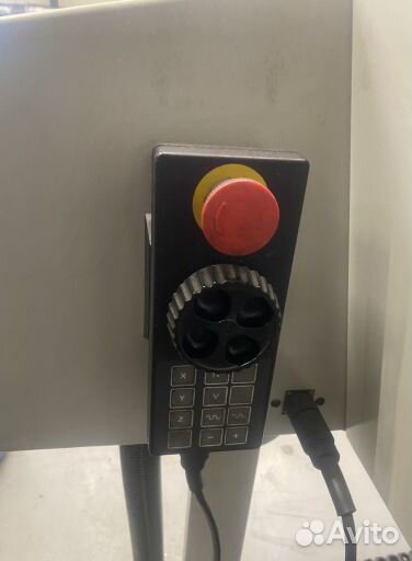 Вертикальный обрабатывающий центр с чпу Mikron WF