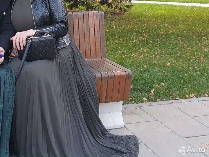 Платье с твидовым пиджаком