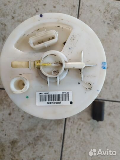 Бензонасос