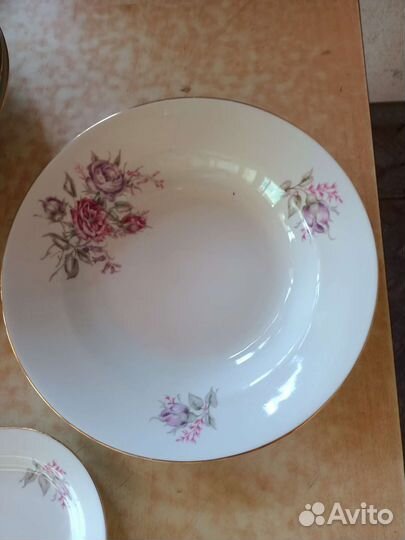 Набор столовой посуды на 12 персон