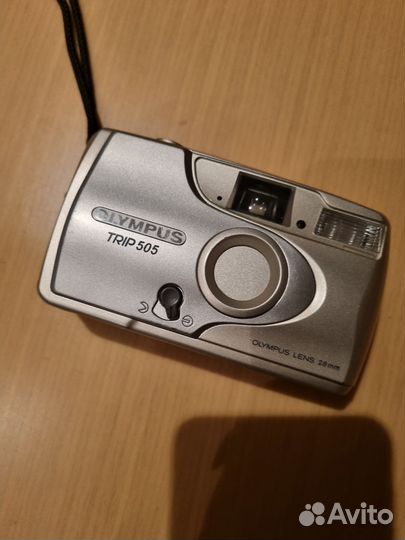 Плёночный фотоаппарат Olympus Trip 505