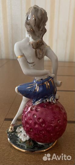 Статуэтка, Кисловодский фарфор 