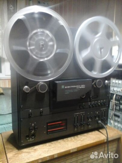 Катушечный магнитофон Электроника-004