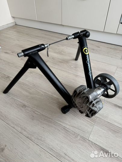 Велосипедный тренажер Cycleops Fluid 2