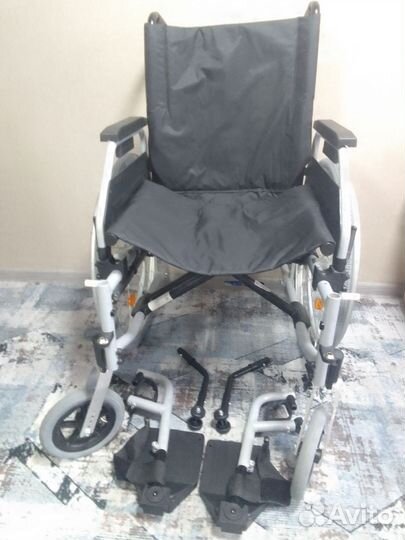 Коляска инвалидная