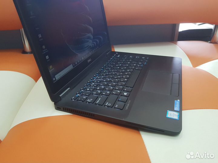 Ноутбук Dell 7270 i5-6300\8Gb\128ssd\HD
