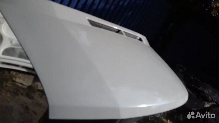 Капот пластиковый Mercedes Sprinter Classic W901