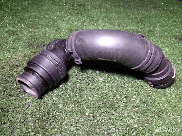 Патрубок системы охлаждения Land Rover Range Rover