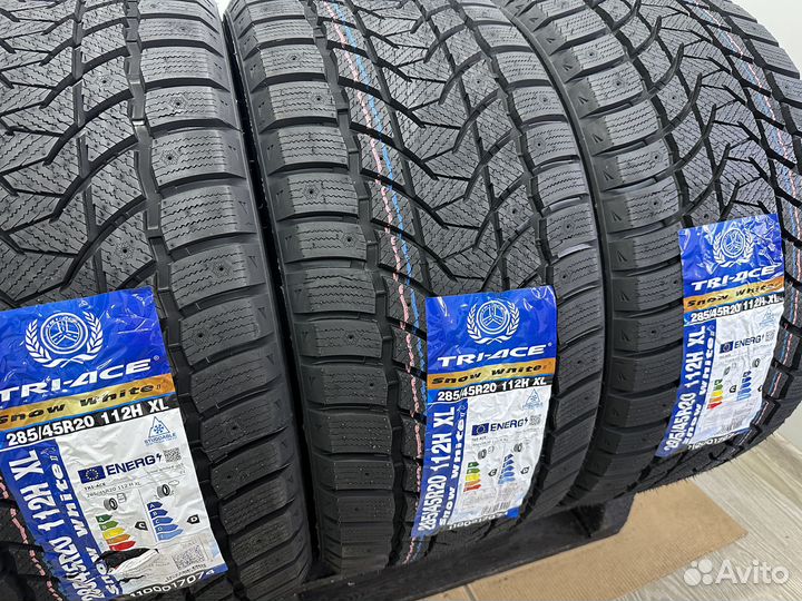 Tri Ace Snow White II 285/45 R20 112H