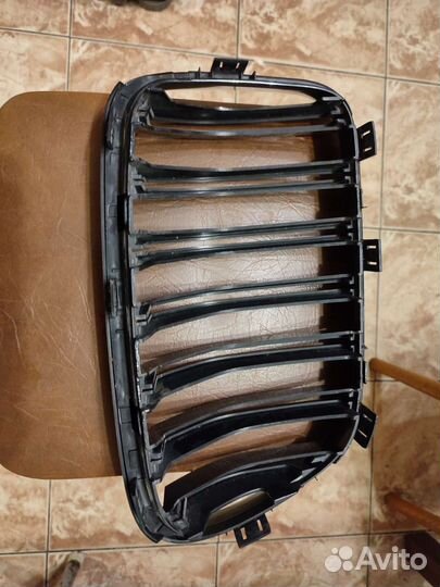 Решетка капота bmw x5-x6