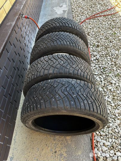 Dunlop SP Winter Ice 03 235/45 R18 98T