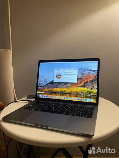 Apple Macbook pro 13 2016 retina