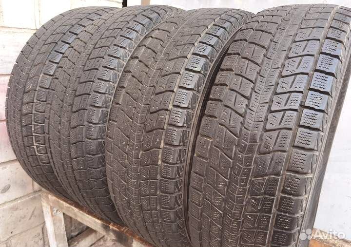 Dunlop Winter Maxx SJ8 215/70 R16 97Q