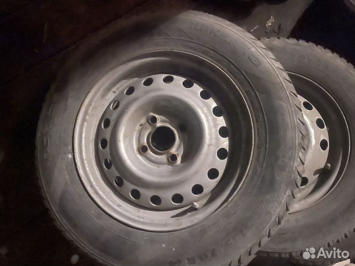Yokohama Ice Guard Stud IG35 185/70 R14
