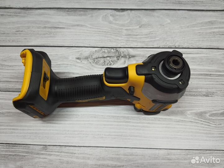 Винтоверт DeWalt DCF850 208Нм Европа оригинальный