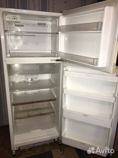 Холодильник daewoo FR-351, No Frost, 386л