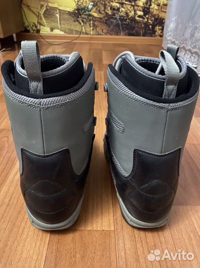 Сноубордические ботинки 37-38