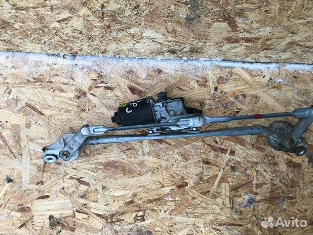 Трапеция стеклоочистителей pontiac Vibe 2003-2007