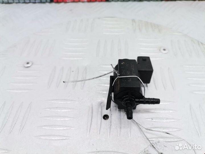 Клапан вакуумного управления BMW 7 11747810831