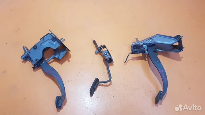 Педаль на Chevrolet Lanos