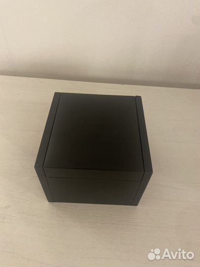 Коробка boss часы