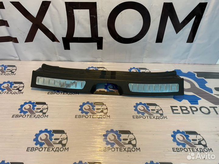 Накладка багажника Mercedes B-Klass W245 200 CDI